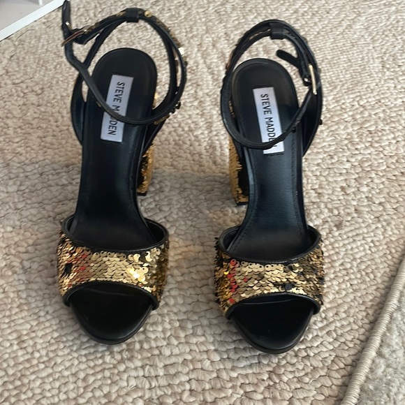 Steve Madden sequin heels - Picture 1 of 5